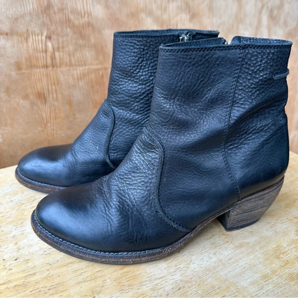 Blackstone Heeled Leather Black Side Zip Ankle Boot